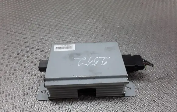 Dodge Caliber Sound amplifier VP6CYF18C808AC
