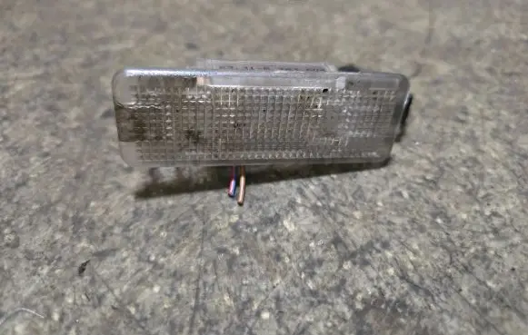 BMW 5 E39 Other interior light 63318363604