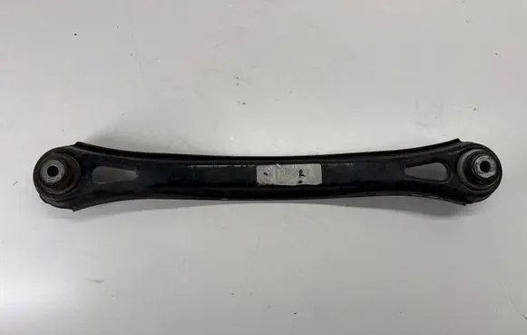 Chevrolet Camaro Rear control arm 22974130 86804922