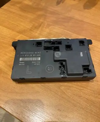 Mercedes-Benz E W211 Other control units/modules 2118702585 00401708