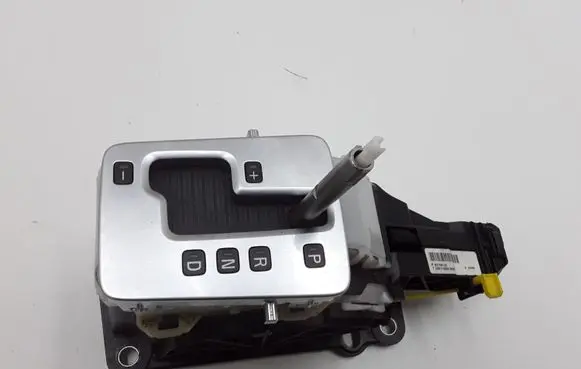 Volvo S80 Gear shifter/selector 30759122