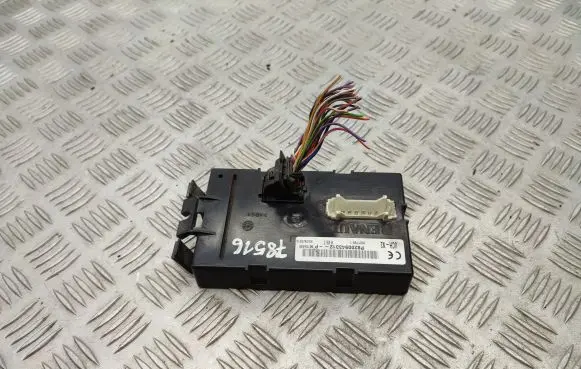 Opel Vivaro Comfort/convenience module P8200943312 8200943312