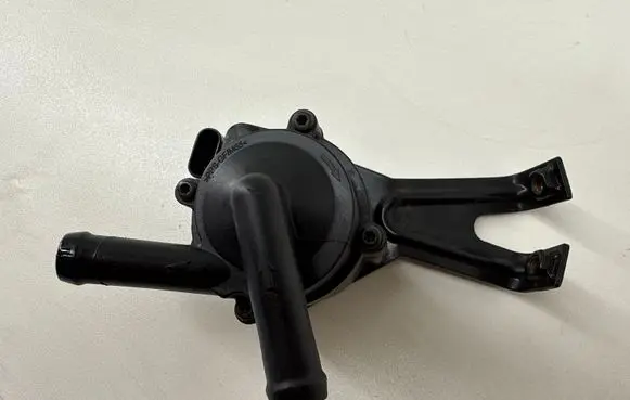 BMW 5 F10 F11 Coolant heater control valve PPSGFM65