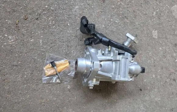Mitsubishi Pajero Fuel injection high pressure pump 4797786420 ME994986 1091443062