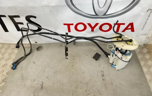 Lexus IS III XE30 In-tank fuel pump 7702053200 2921000850