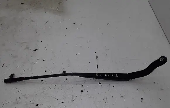 Citroen C6 Windshield/front glass wiper blade 74560