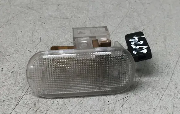 Skoda Yeti (5L) Glove box light 1J0947311