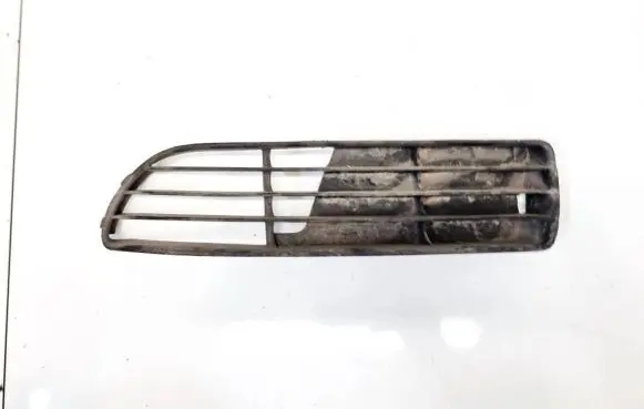 Audi A4 S4 B5 8D Front bumper lower grill 8d0807345