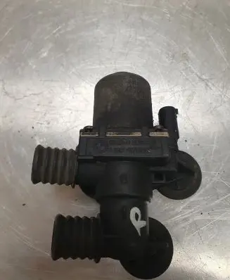 BMW 3 E46 Coolant heater control valve 64118369805