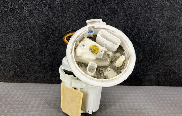 Audi S5 F5 In-tank fuel pump 8W0919087J