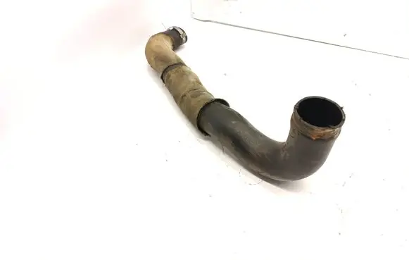 Land Rover Discovery 3 - LR3 Intercooler hose/pipe DO5WB2110 PNH500025 6H226K863AA