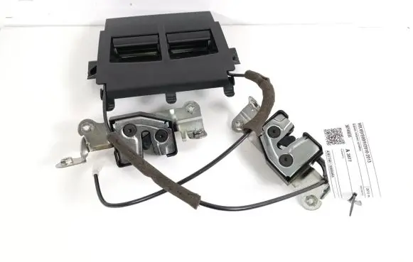 Volvo S60 Seat back rest lock catch 30749035