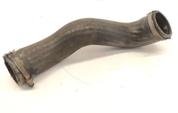 Volvo XC90 Intercooler hose/pipe 31261366