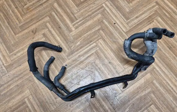 Dodge Nitro Coolant pipe/hose 