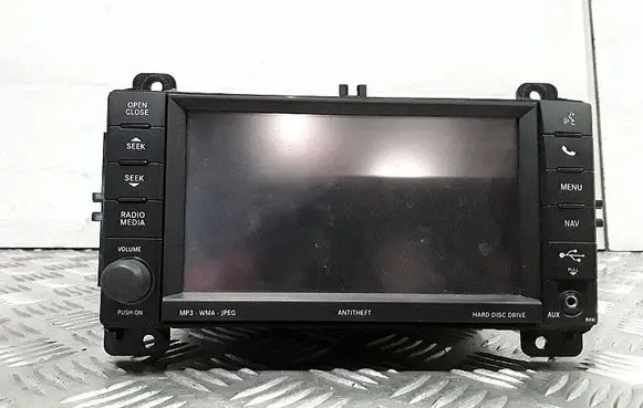 Jeep Grand Cherokee Radio/CD/DVD/GPS head unit P05091660AC