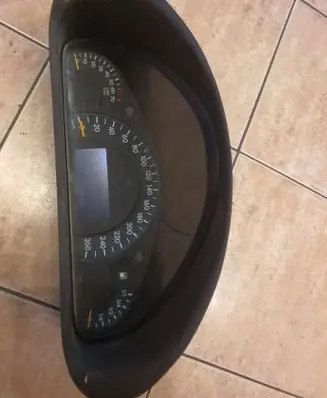 Mercedes-Benz C W203 Speedometer (instrument cluster) 110008896011 A2035400711