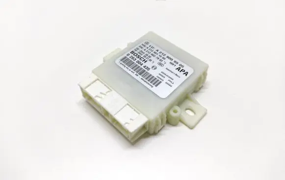Mercedes-Benz E W212 Parking PDC control unit/module A2129009505 0263004435