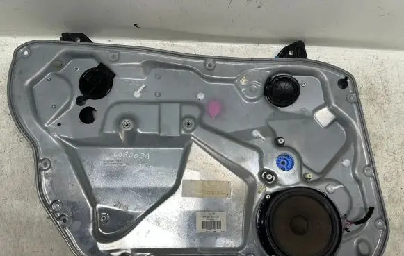 Seat Cordoba (6L) Front window lifting mechanism without motor 6L4837755T