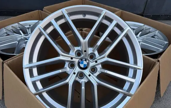 BMW 5 G60 G61 R19 alloy rim 5A324D6