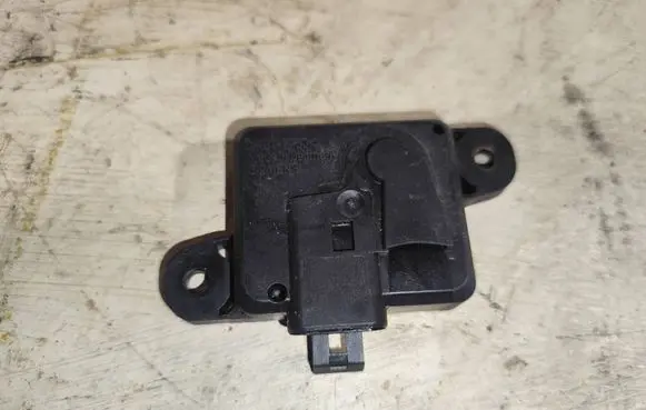 Opel Zafira A Airbag deployment crash/impact sensor 09133263 TGS1595272I TGS15952721