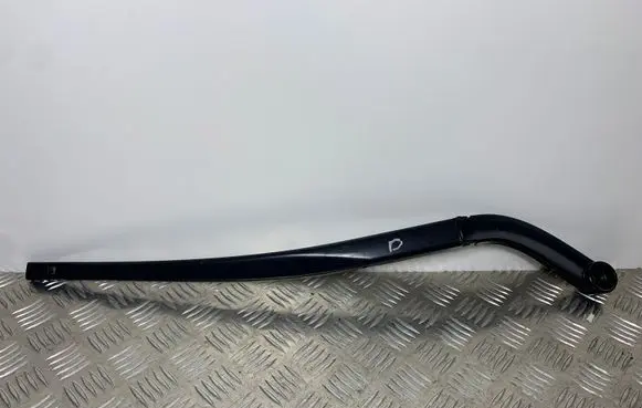SsangYong Rexton Front wiper blade arm