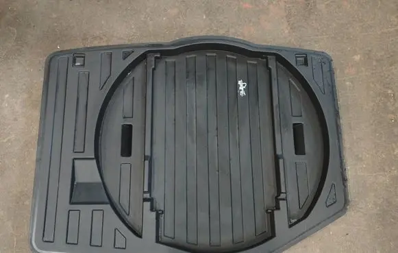 Audi A6 S6 C7 4G Spare wheel section trim 4G9863547