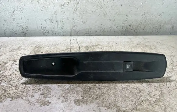 Renault Megane II Electric window control switch E30176 17798
