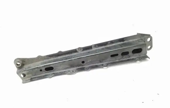Toyota Prius+ (ZVW40) Engine mounting bracket