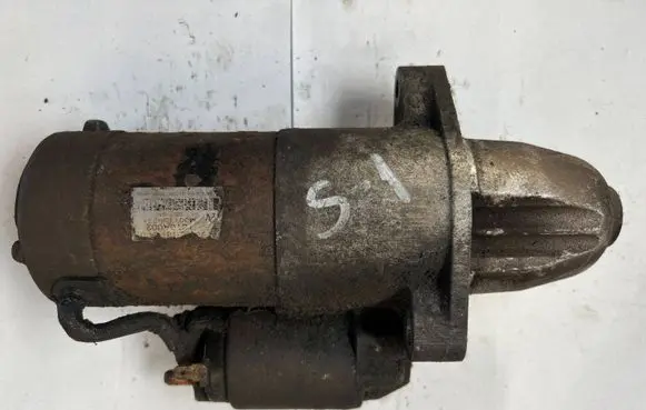 Mitsubishi Colt Starter motor M001T30271 210A002