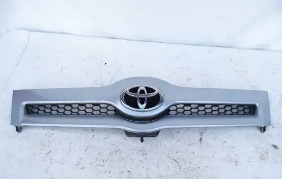 Volkswagen Scirocco Front grill 0F020