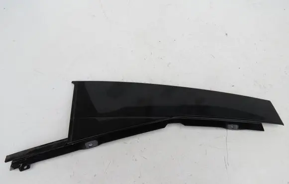 Volvo V70 Front door windshield rail 093272