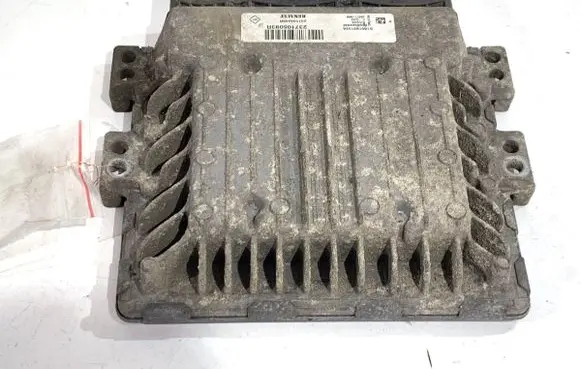 Renault Master III Engine control unit/module ECU 237105093R