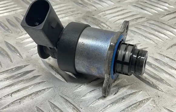 Audi TT TTS Mk2 Fuel pressure sensor 0928400706