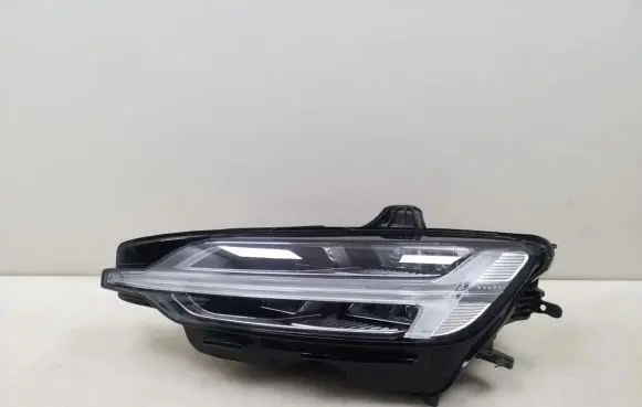 Volvo XC60 Headlight/headlamp
