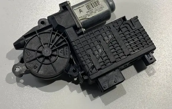 Front door window regulator motor