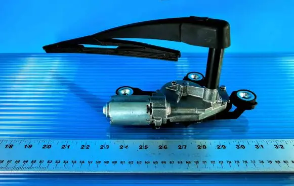 Ford Focus Rear window wiper motor 0390201259 F1FB17K441AA