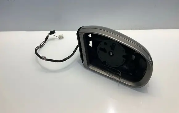 Mercedes-Benz E W211 Front door electric wing mirror