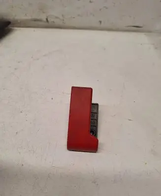 Engine bonnet (hood) release handle