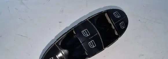 Mercedes-Benz E W211 Electric window control switch A2118213579 SWF502160 3110621Q02