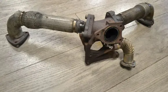 Audi Q5 SQ5 Exhaust manifold 059131799R