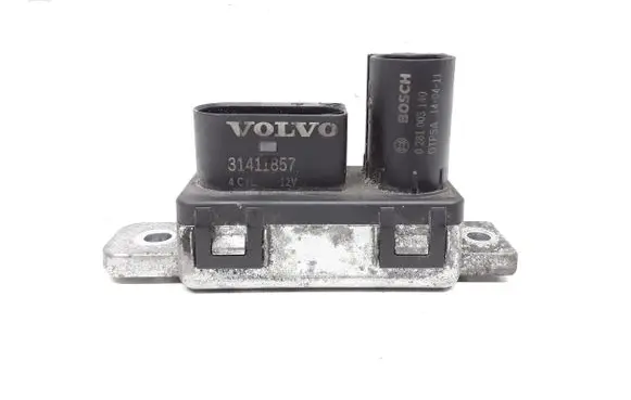 Volvo V60 Glow plug pre-heat relay 31411857 0281003140