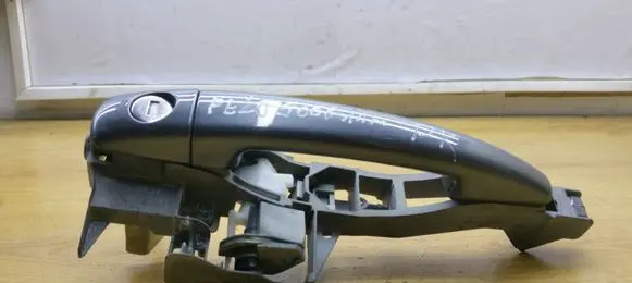Peugeot 5008 Front door exterior handle 9639668180