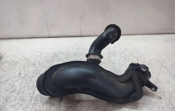 Ford Mondeo MK V Intercooler hose/pipe DS739F805