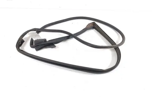 Lexus IS III XE30 Front door rubber seal 6786153050