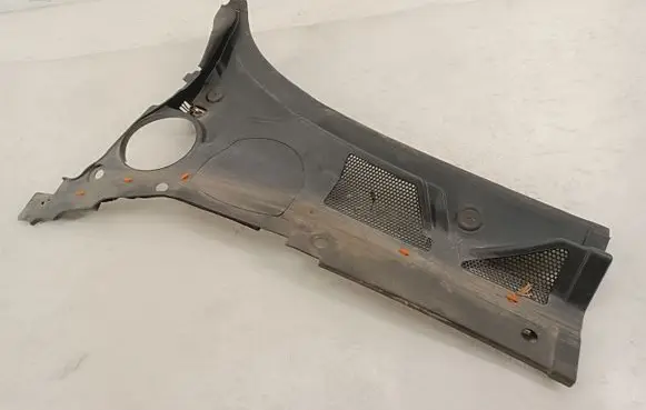 Jaguar XF X250 Wiper trim 8X23F021B45AN
