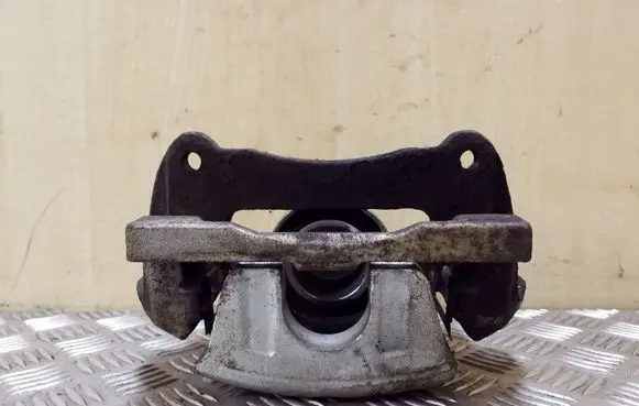 Lexus RX 330 - 350 - 400H Front brake caliper