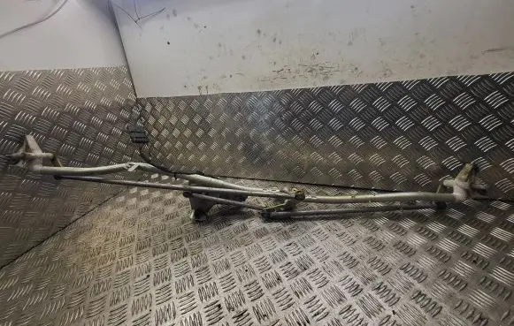 Opel Meriva A Front wiper linkage and motor
