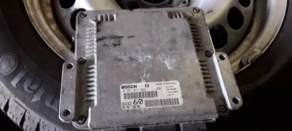 Citroen C8 Engine control unit/module 0281011033 9646719280