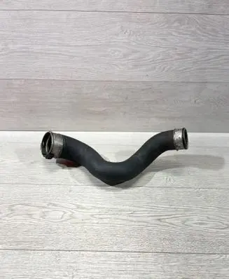 BMW 3 E90 E91 Intercooler hose/pipe 8513289