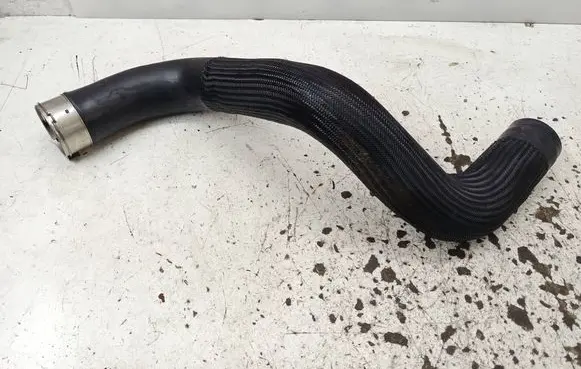 Jeep Grand Cherokee Intercooler hose/pipe 